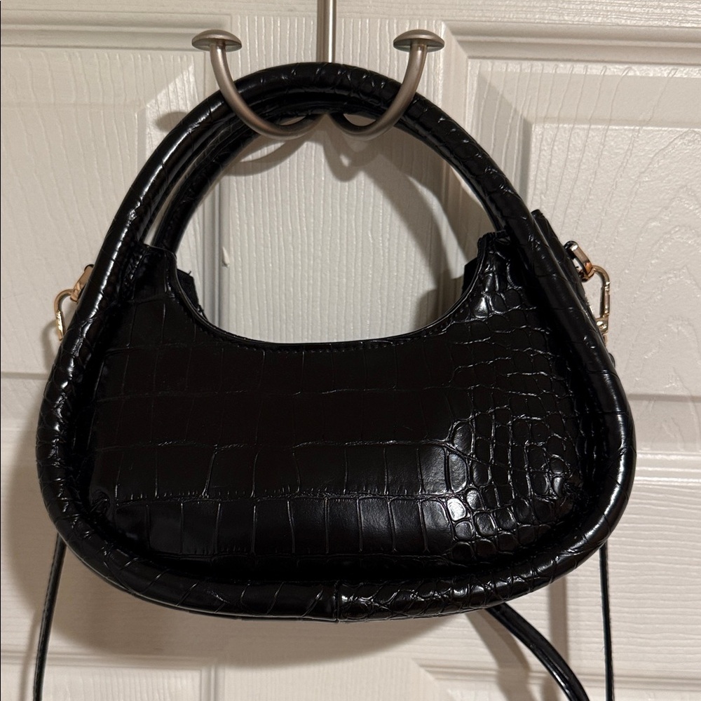 a new day Black Croc-Embossed Shoulder Bag and wallet